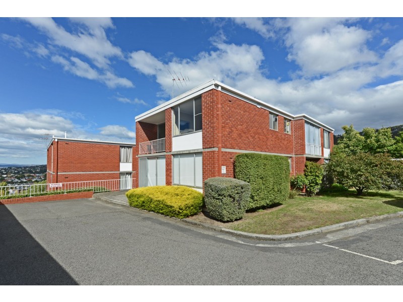 12 320A Davey Street, South Hobart TAS 7004
