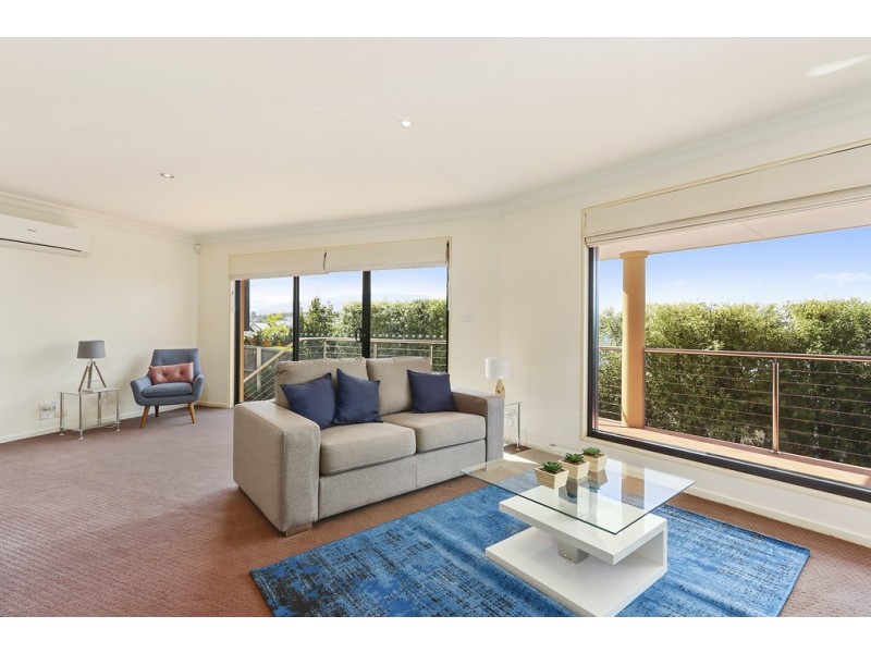 34 Suncoast Drive, Blackmans Bay TAS 7052