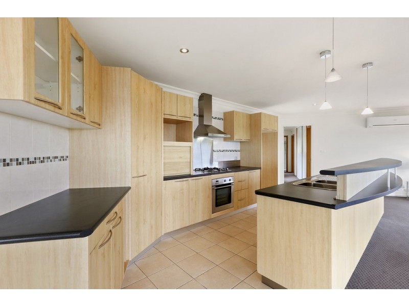 34 Suncoast Drive, Blackmans Bay TAS 7052