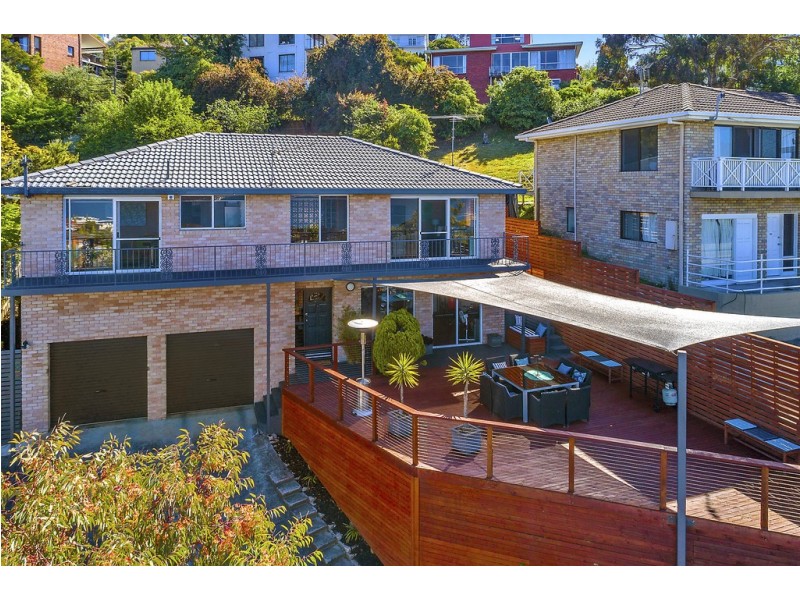 314 Churchill Avenue, Sandy Bay TAS 7005