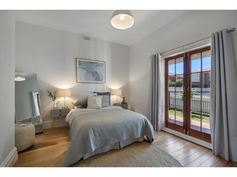 4 Roope Street, New Town TAS 7008