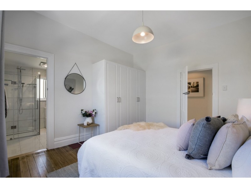 4 Roope Street, New Town TAS 7008