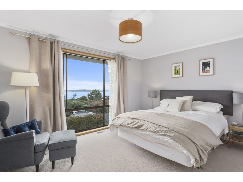 2 The Summit, Blackmans Bay TAS 7052