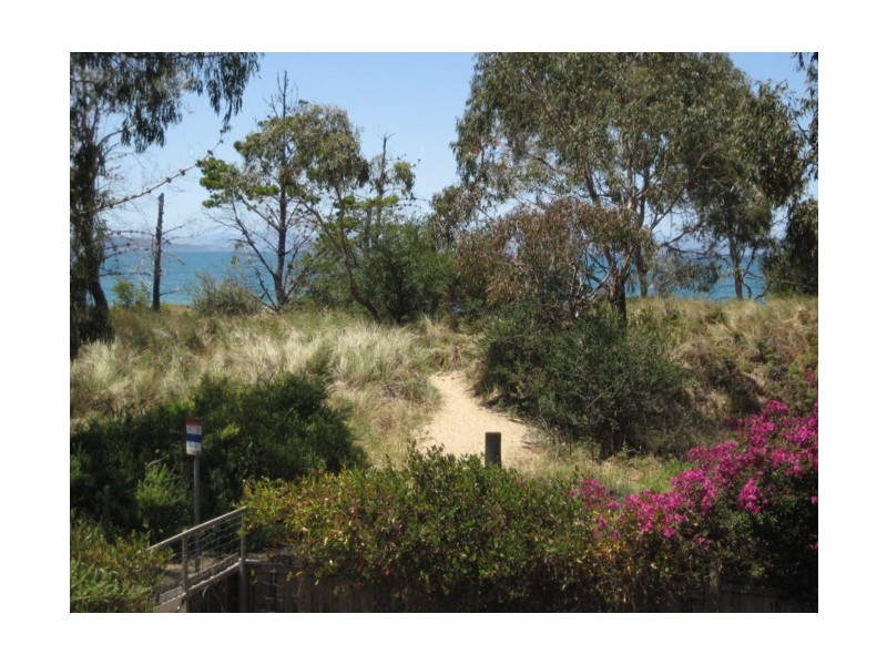 15 Surf Road, Seven Mile Beach TAS 7170