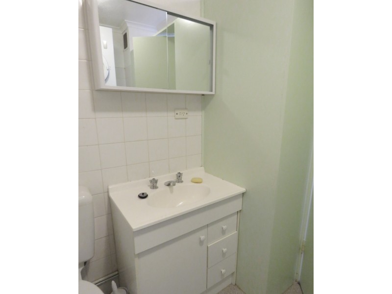 2/220 Davey Street, South Hobart TAS 7004