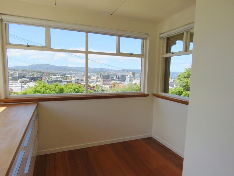 1/76 Barrack Street, Hobart TAS 7000