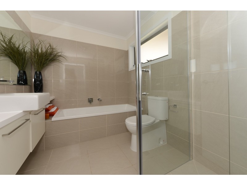 1 – 358 Carella Street, Tranmere TAS 7018