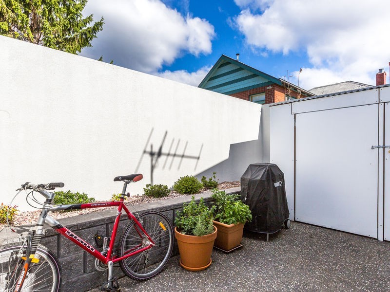 18 Yardley Street, North Hobart TAS 7000