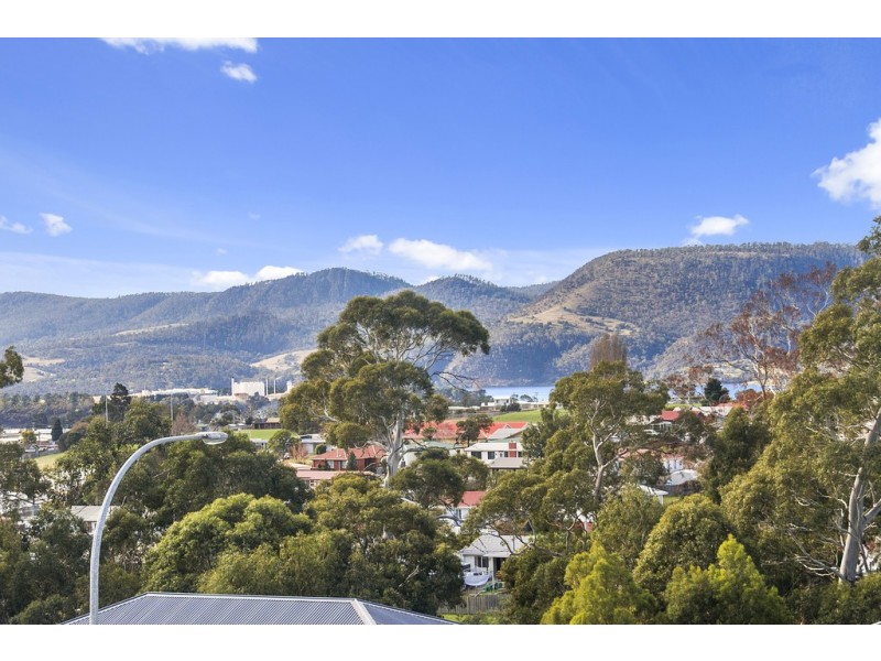 26 Boondar Street, Chigwell TAS 7011