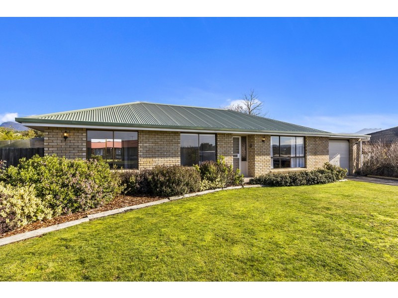 10 Riverdowns Drive, Margate TAS 7054