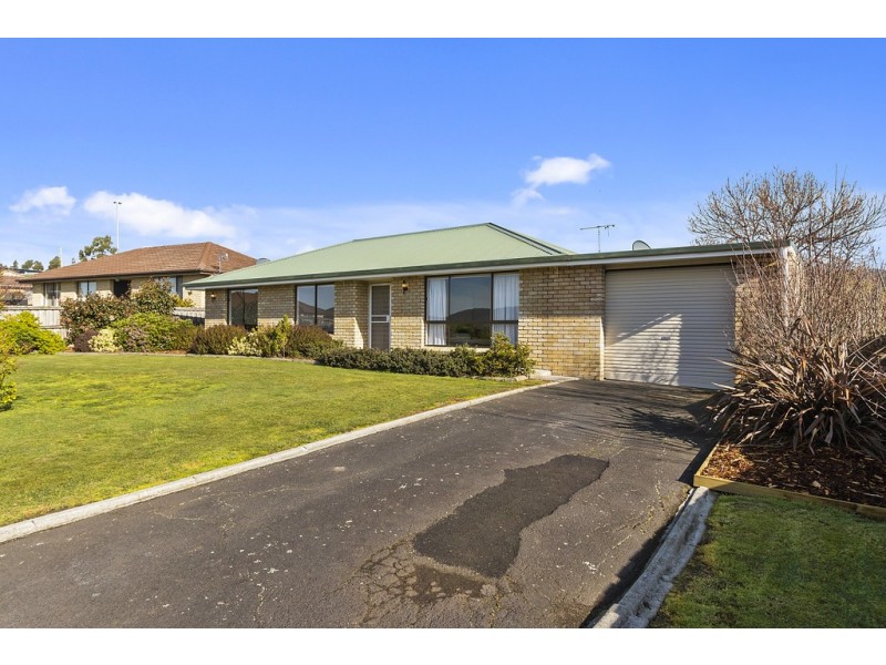 10 Riverdowns Drive, Margate TAS 7054
