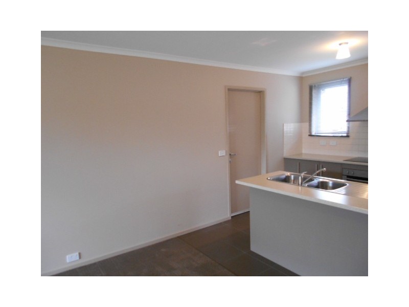 1/60 Mariah Crescent, Oakdowns TAS 7019