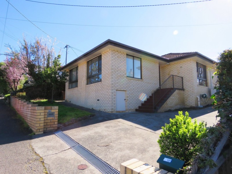 1/22 Duke Street, Sandy Bay TAS 7005