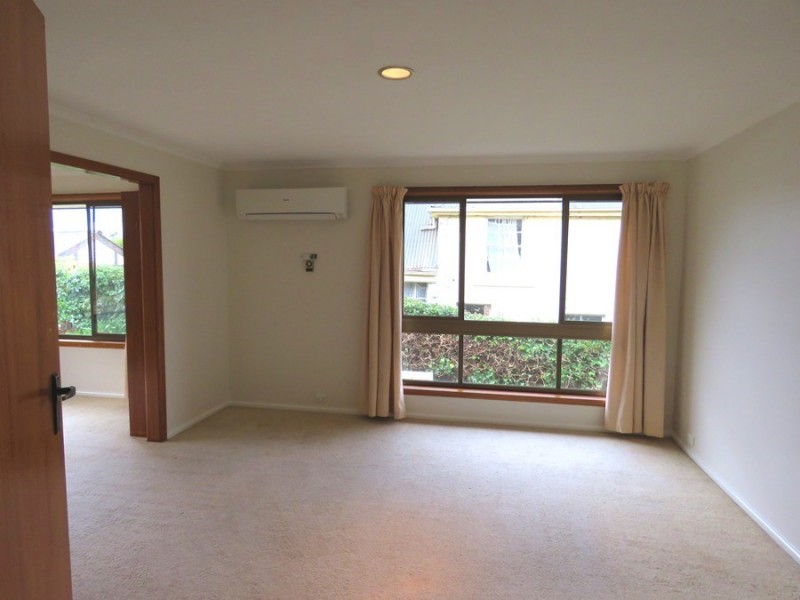 1/22 Duke Street, Sandy Bay TAS 7005