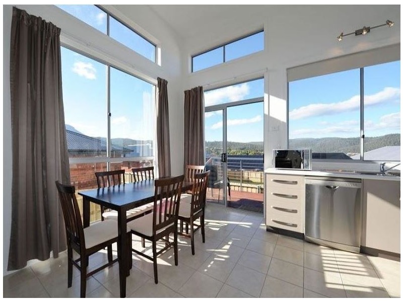 2/54 Ineke Drive, Kingston TAS 7050