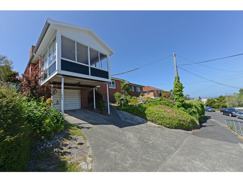 11 Allambee Crescent, Glebe TAS 7000