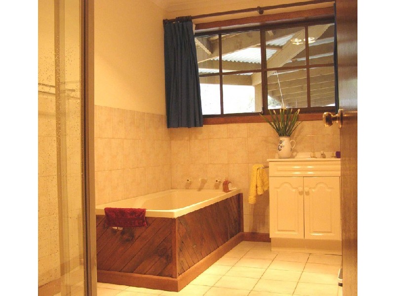 203 GELLIBRAND DRIVE, Sandford TAS 7020