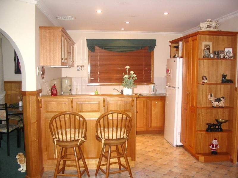 2/136A Gordons Hill Road, Lindisfarne TAS 7015