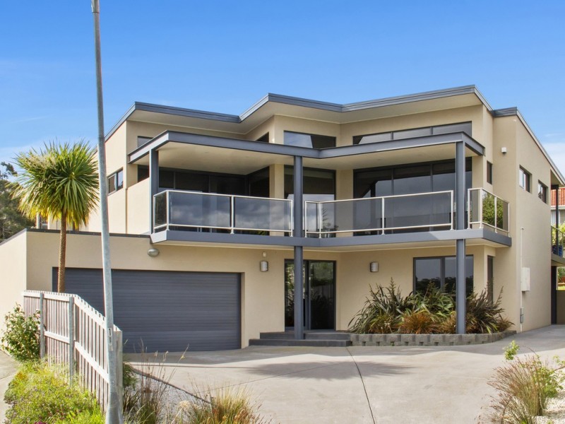 4 Gem Court, Blackmans Bay TAS 7052