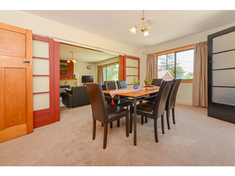 2 Hildern Street, New Town TAS 7008