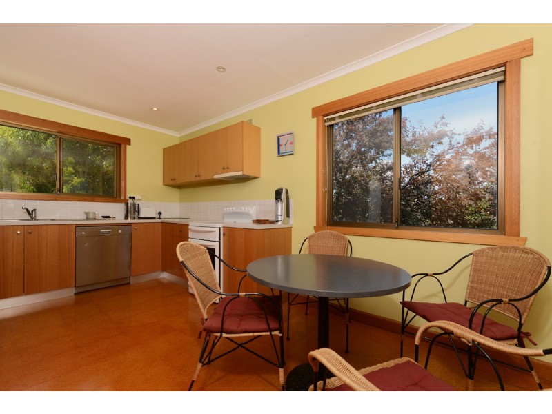 2 Hildern Street, New Town TAS 7008