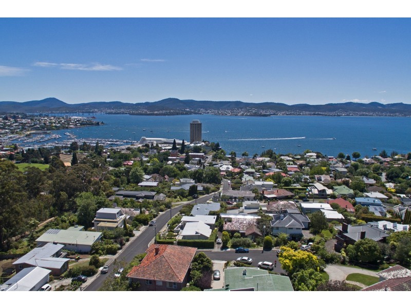 Unit 3 8 Binney Court, Sandy Bay TAS 7005
