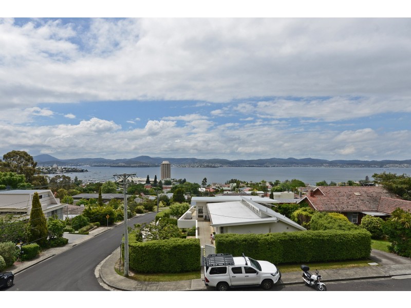 Unit 3 8 Binney Court, Sandy Bay TAS 7005