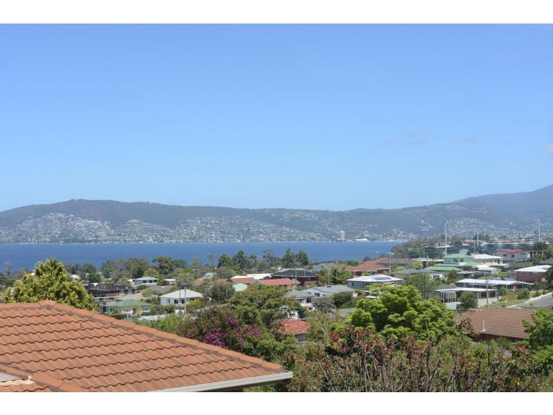 73 Waverley Street, Bellerive TAS 7018