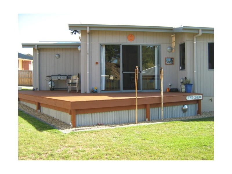 6 Walter Place, Howrah TAS 7018