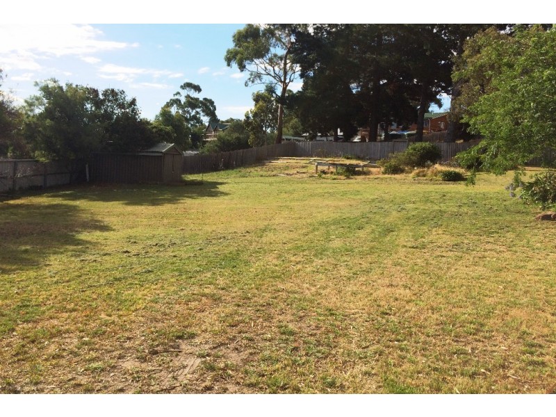 5 Leenaa Street, Carlton TAS 7173