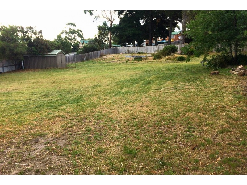 5 Leenaa Street, Carlton TAS 7173