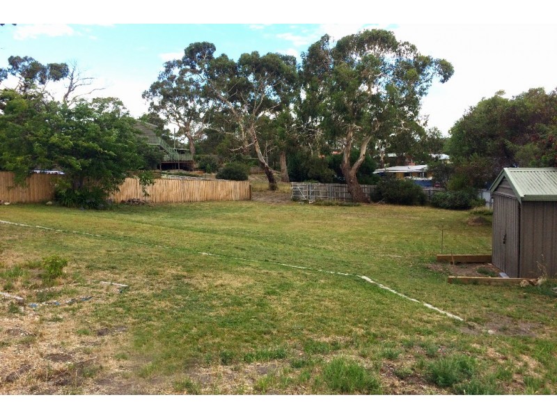 5 Leenaa Street, Carlton TAS 7173