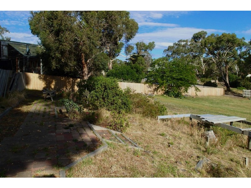 5 Leenaa Street, Carlton TAS 7173