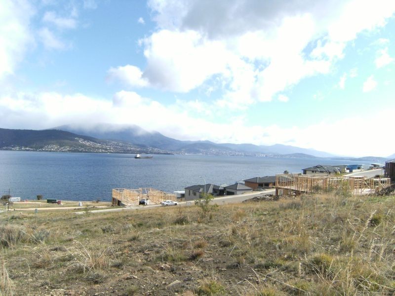 44 Spinnaker Crescent, Tranmere TAS 7018