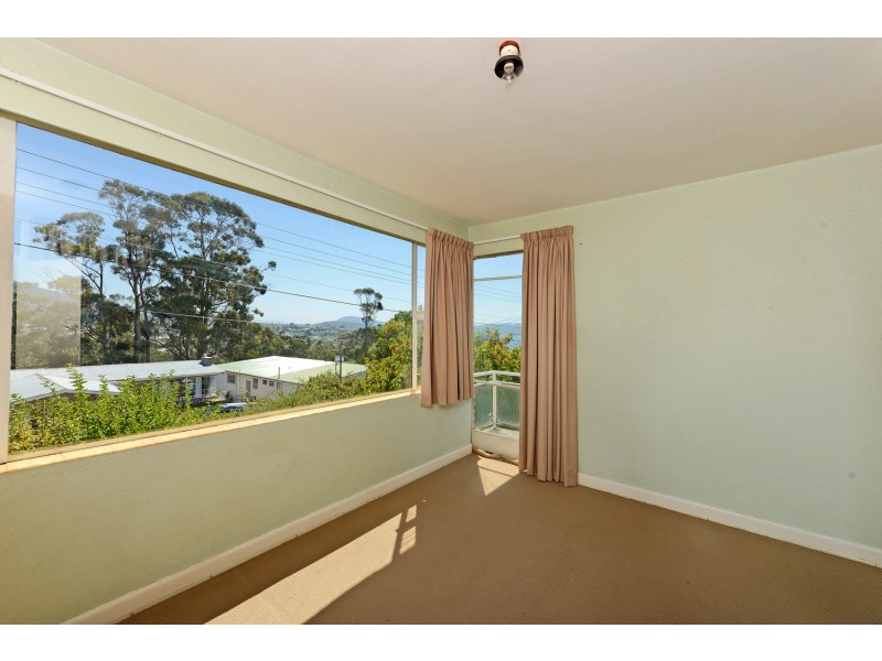 1/8 Binney Court, Sandy Bay TAS 7005
