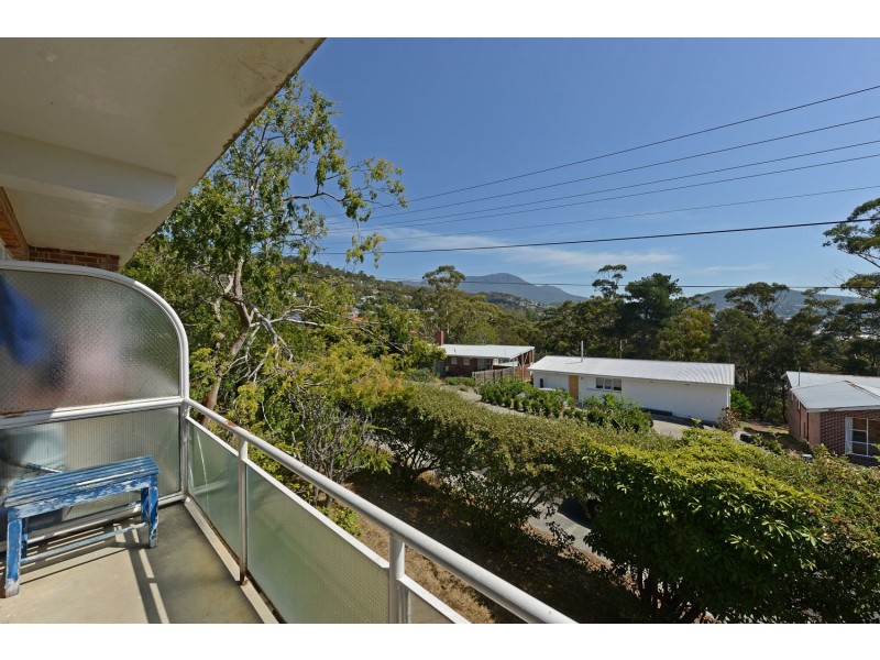 1/8 Binney Court, Sandy Bay TAS 7005