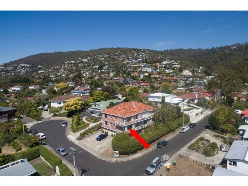 1/8 Binney Court, Sandy Bay TAS 7005