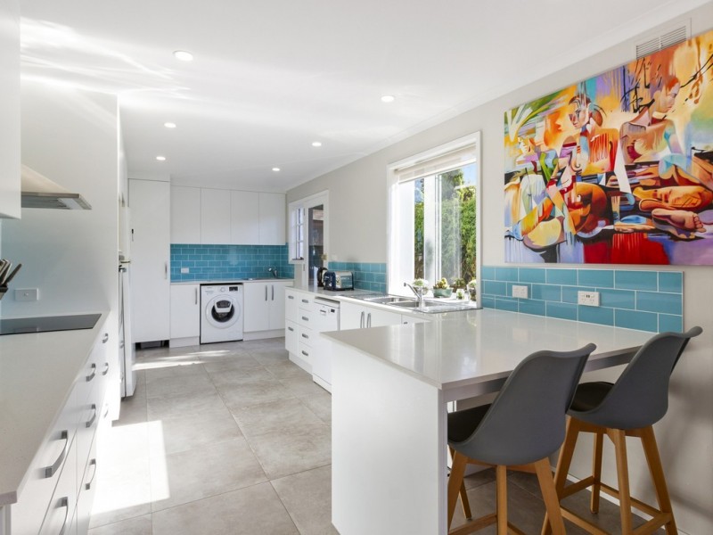 5 Derwent Avenue, Blackmans Bay TAS 7052