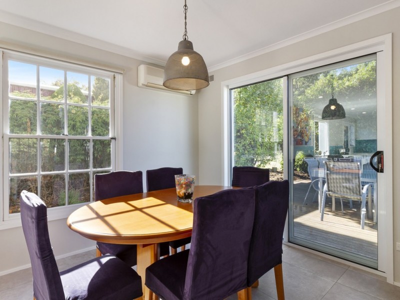 5 Derwent Avenue, Blackmans Bay TAS 7052
