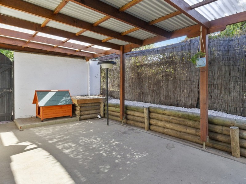 5 Derwent Avenue, Blackmans Bay TAS 7052