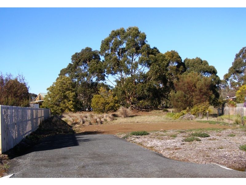 62 Bicheno Street, Clifton Beach TAS 7020