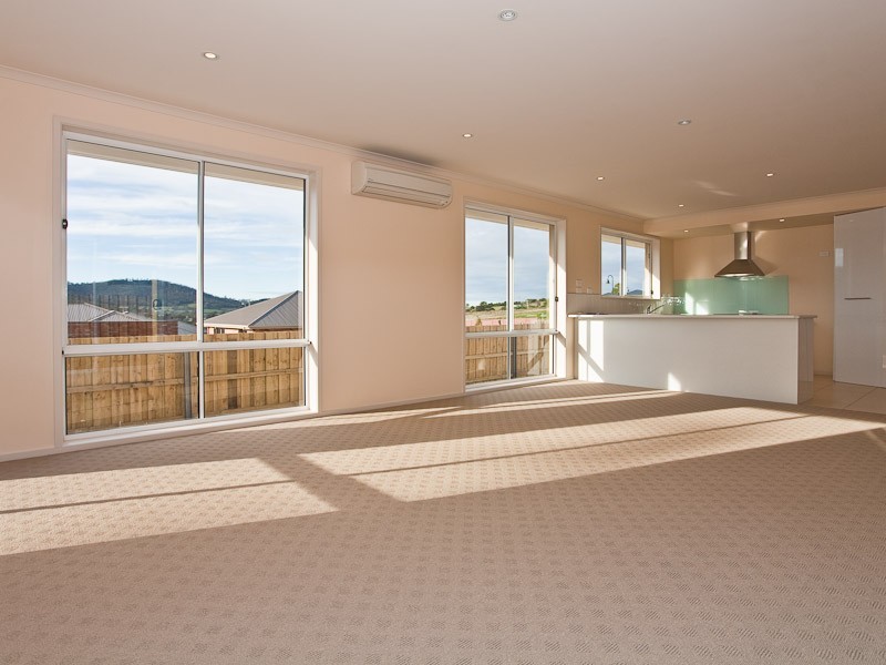 16 Glebe Hill Road, Howrah TAS 7018