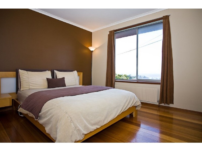 28 River Street, Bellerive TAS 7018