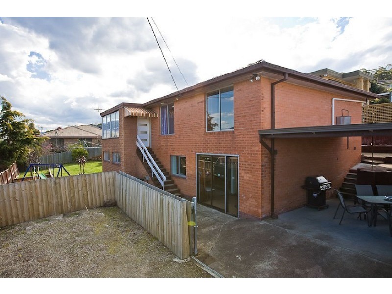 28 River Street, Bellerive TAS 7018