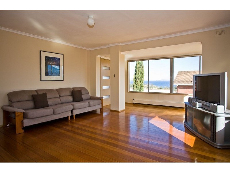 28 River Street, Bellerive TAS 7018