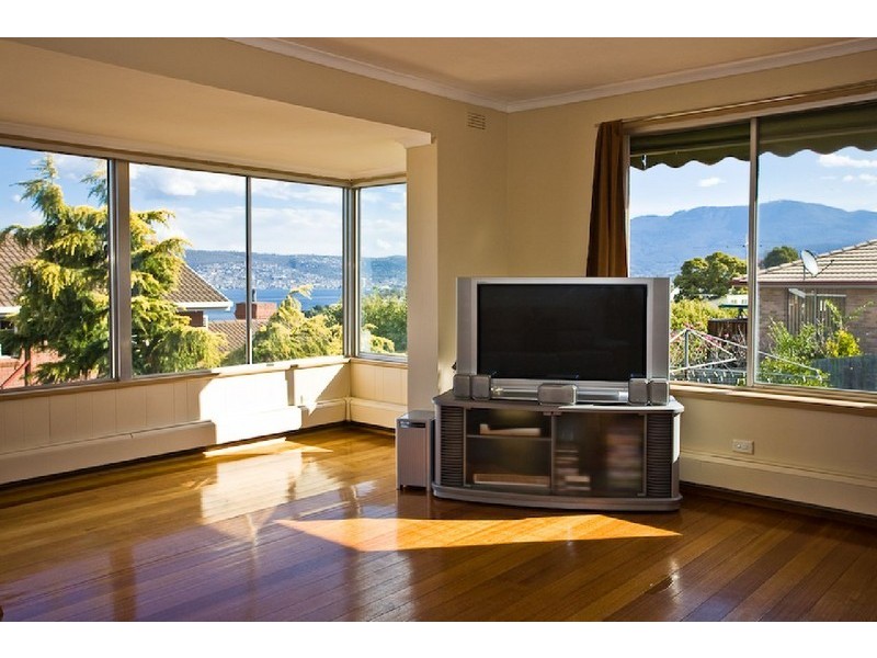 28 River Street, Bellerive TAS 7018