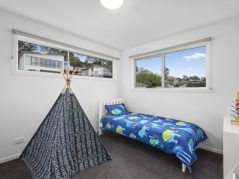 10 Caladium Place, Blackmans Bay TAS 7052