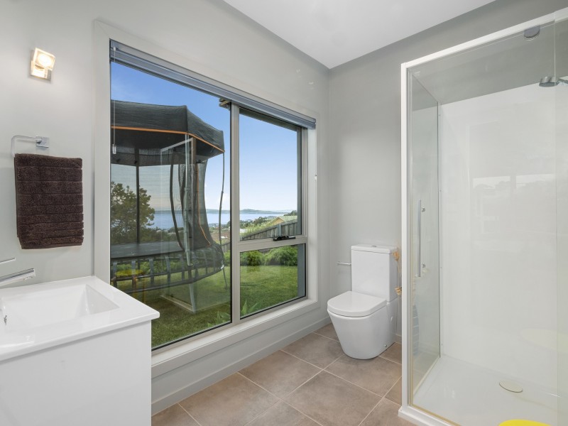 10 Caladium Place, Blackmans Bay TAS 7052