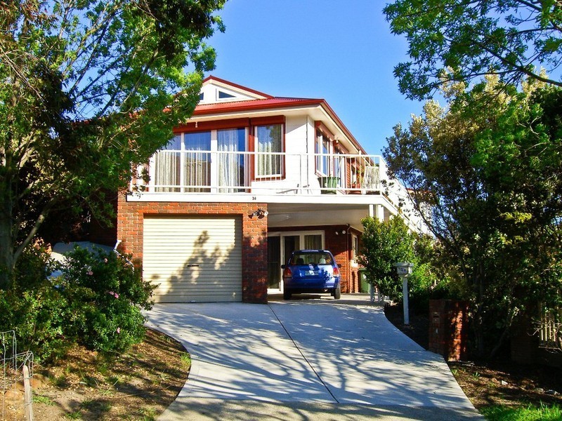 38 Loinah Crescent, Montagu Bay TAS 7018