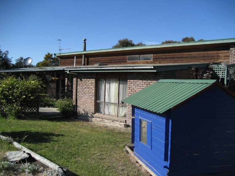 24-26 Bicheno Street, Clifton Beach TAS 7020